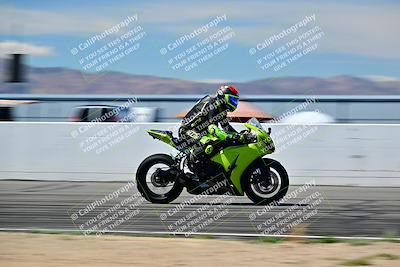 media/Mar-25-2024-Moto Forza (Mon) [[8d4319bd68]]/3-Intermediate Group/Session 4 (Front Straight Speed Pans)/